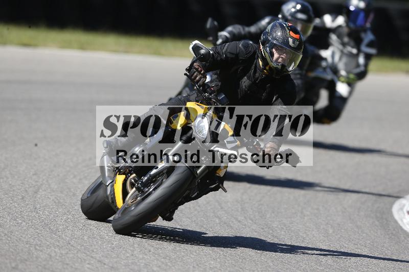 /Archiv-2025/48 25.08.2025 Cornu Master School ADR/gruen-vert/17